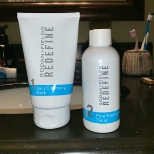 NWT rodan & fields REFINE set never been opened